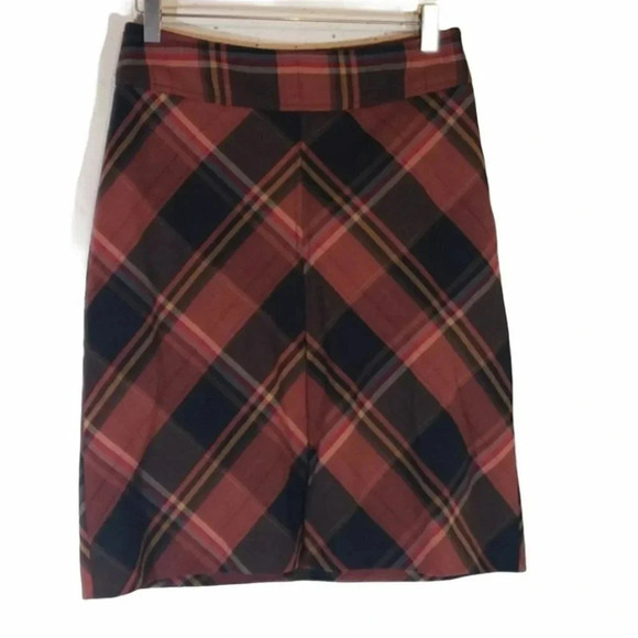 The Limited 6 rust/brown/black plaid lined skirt - Picture 2 of 8